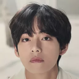 Kim Tae-hyung 飾演 Himself