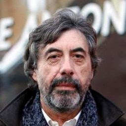 Claudio Caligari - 黑夜的偽裝導演