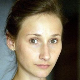 多洛塔·庫圖克 飾演 Kaska