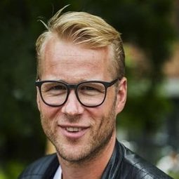 Leo Alkemade - Huisvrouwen bestaan niet 2演員 飾演Huib