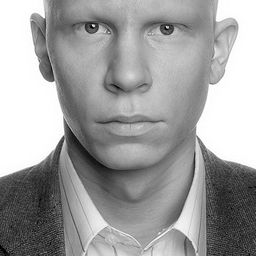 Ólafur Egilsson 飾演 Davis