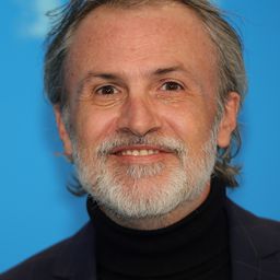 法布里奇奧·佛拉肯 飾演 Luca Bertozzi