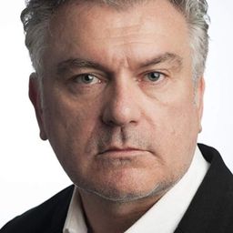 Brian McGuinness - 滅絕反擊演員 飾演Construction Worker #2