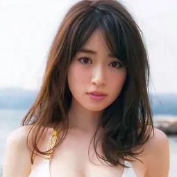 泉里香 - 老師！你會不會談戀愛演員 飾演Minako Togawa