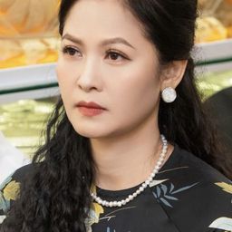 Đinh Thuý Hà 飾演 Hạnh