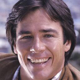 理查·哈奇 飾演 Sgt. Chet Costa