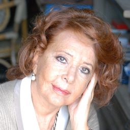 Luisella Boni 飾演 Eleonora Serpieri Altobilli