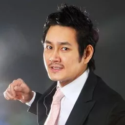 Park Jae-hoon 飾演 Yoon-sik (윤식)