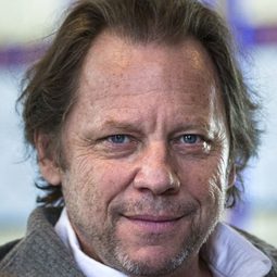 大衛·菲瑞 飾演 Politican