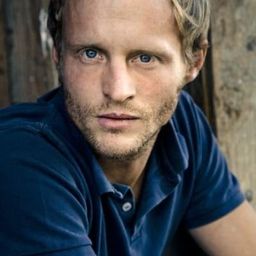 Florian Brückner 飾演 Hofberger