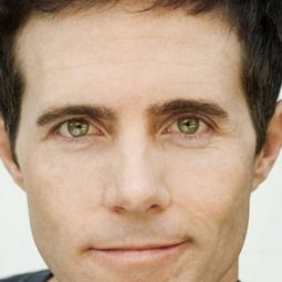 Jeremy Rowley - 火花演員 飾演Orson