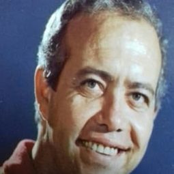Abdullah Mourad 飾演 جد نور