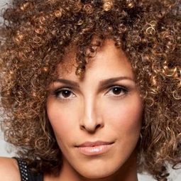 愛列特·托雷斯 飾演 Yoaiza