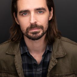 Jacob A. Ware 飾演 Jake