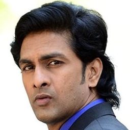 Bharath Reddy 飾演 