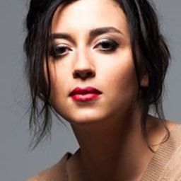 菠玖·貢達須 飾演 