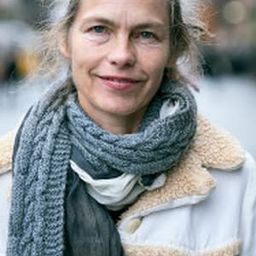 Katja Kiuru 飾演 Ofelia