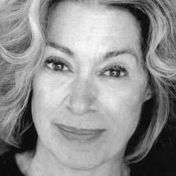 Elaine Kagan 飾演 Subject 14