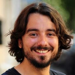 Flavio Domenici - 明天還有夢演員 飾演