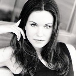 Brandy Kopp 飾演 Teenage Girl