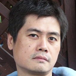 陳世傑 飾演 Chinese language teacher