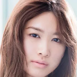 飛鳥凛 飾演 Yuina Tachibana