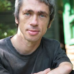 Mat Fraser 飾演 Mat