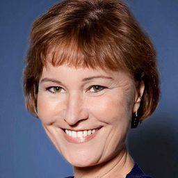 Céline Monsarrat 飾演 Batricia