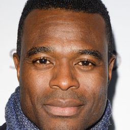 力瑞克·班特 - 借調情人演員 飾演Tyrell