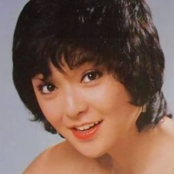 山辺妙子 飾演 Ikuto Urushibara