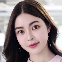 Pawornwan Verapuchong 飾演 Gib