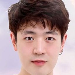 Kittinan Karnmongkolvamich 飾演 God