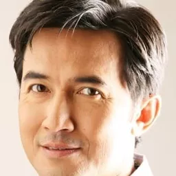 查柴·普雷恩潘尼 飾演 Ping