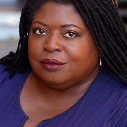 Sonya Eddy 飾演 Nurse