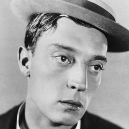 巴斯特·基頓 飾演 Golfeur (archive footage) (uncredited)