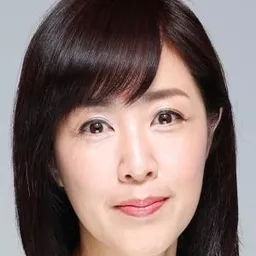 菊池桃子 飾演 Sakurako Adachi