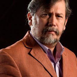 Armando Casas - Drunk Angry Idiot導演