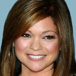 Valerie Bertinelli - Betty White: A Celebration演員 飾演Self