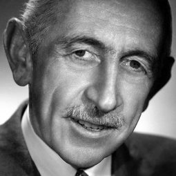 Will Wright 飾演 Mr. Grenstedt