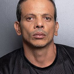 伊尼奧卡瓦爾坎特 飾演 Anselmo