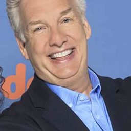 Marc Summers 飾演 