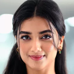 巴亞絲莉波爾斯 飾演 Nayantara