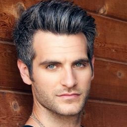 艾倫·鮑威爾 飾演 Franklin