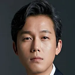 周錫泰 - 正義代言人演員 飾演David Lee