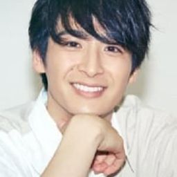 山下航平 飾演 Student