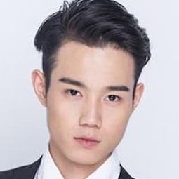 羅藍山 飾演 Xiao Hui