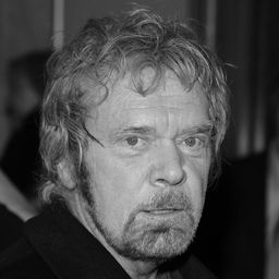 Kevin Conway 飾演 Vince Doyle