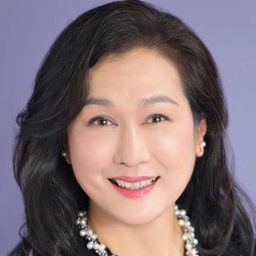 白都真理 飾演 Hanayu