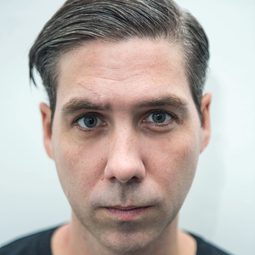 里歐·菲茨帕特里克 - 殺人之人演員 飾演Irv