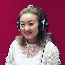 Zhang Biyu 飾演 The Spider Goblin (voice)